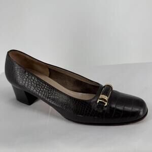 Salvatore Ferragamo heels 7.5 AA narrow brown leather horsebit pumps vintage
